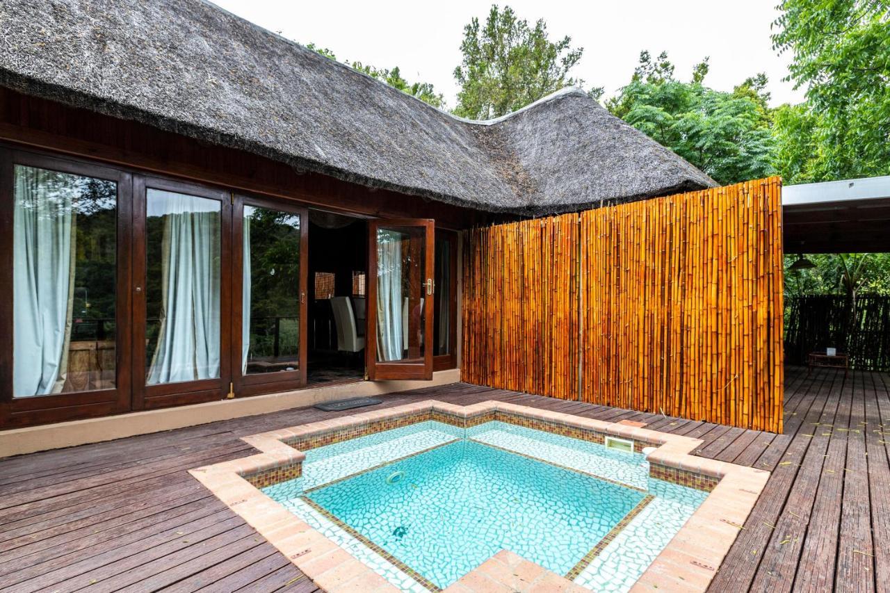 Fish Eagle Manor East London Exterior foto