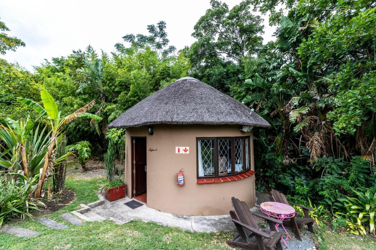 Fish Eagle Manor East London Exterior foto